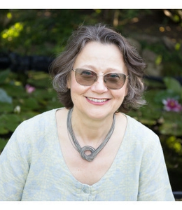 dr Dorota Campfield