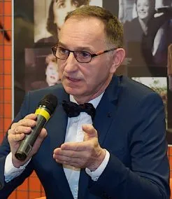 prof. dr hab. Mieczysław Gajos